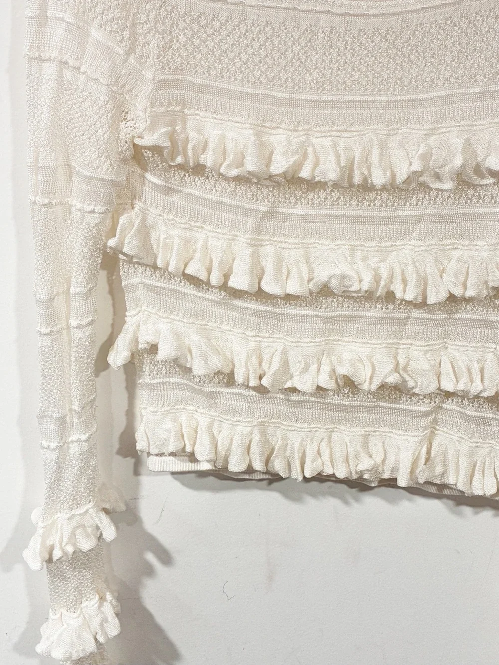 By Anthropologie Ruffle Long-Sleeve Jumper White Blouse Size Medium
